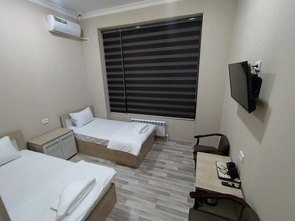 KARVON Hotel