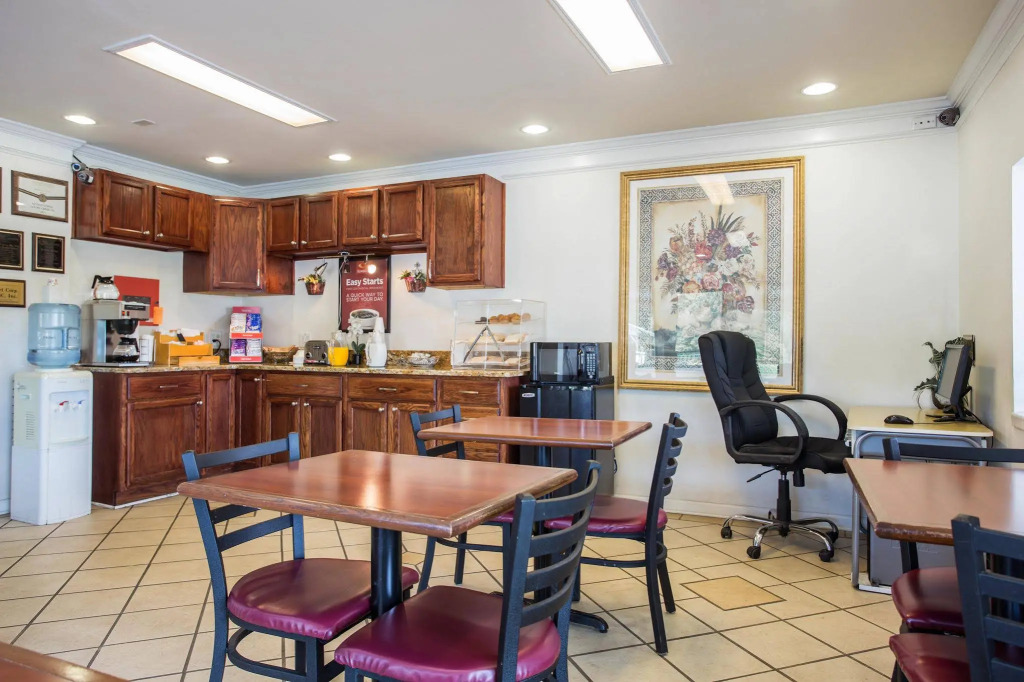 Econo Lodge Goose Creek - Charleston North