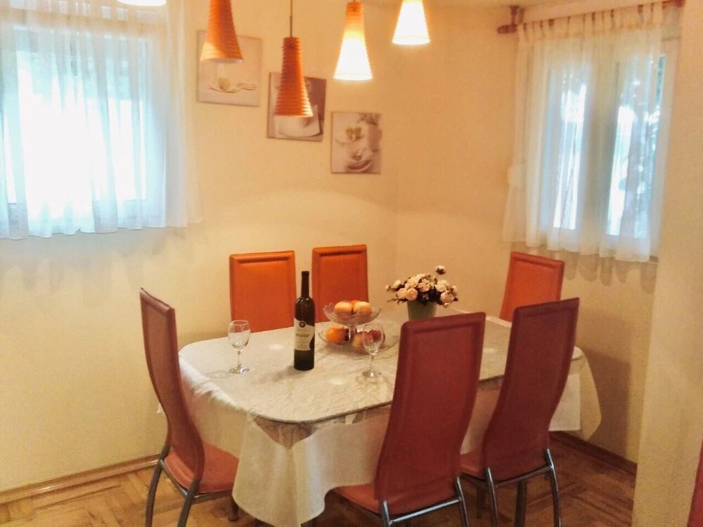 Apartment Radić