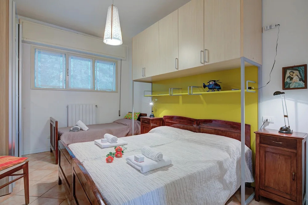 Ambra Lakeside Retreat&view / Terrace