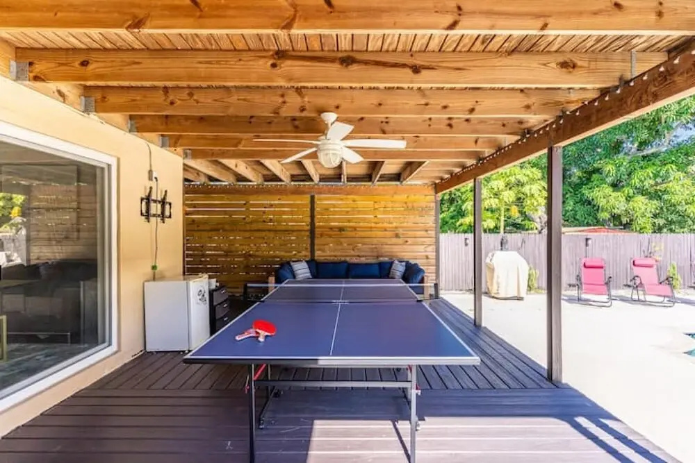 Dream 4 Bed Oasis With Pool Parking For 2 Cars