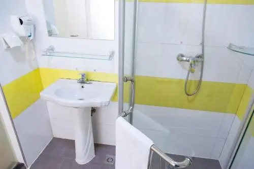 7 Days Inn Guangzhou Nanfang Hospital Tonghe Metro Branch