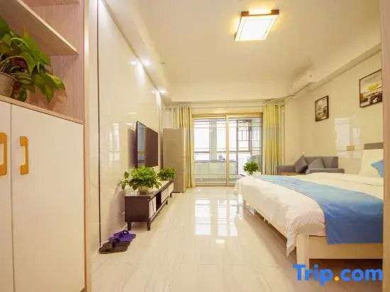 Zhuzhou Tianze Art Apartment (Hongqi Square)