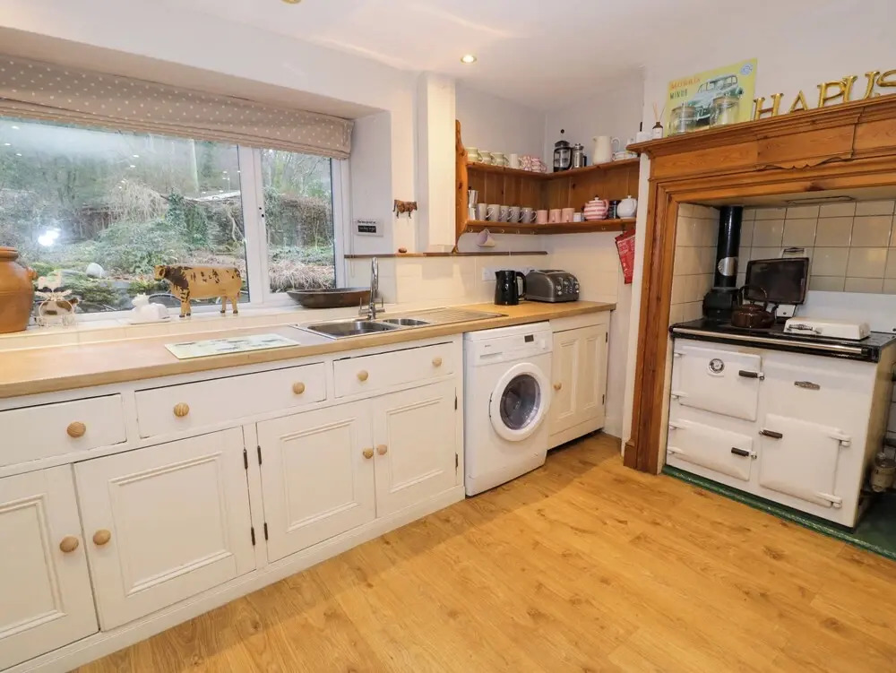 Glandwr Cottage