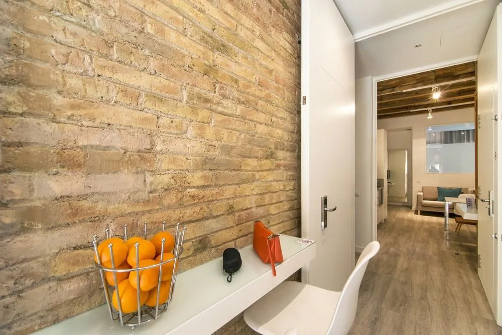 Happy People Sagrada Familia Apartments