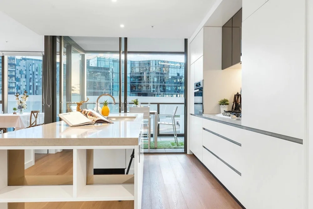 I02-china Town Luxury Service Apartment