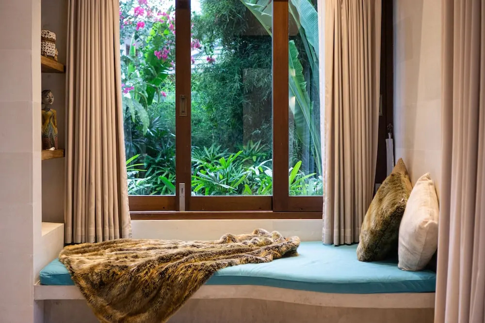 Villa Liang by Villa Finder