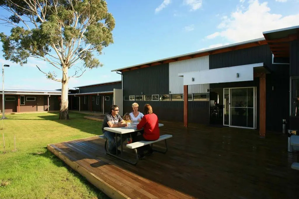 Swansea Backpackers