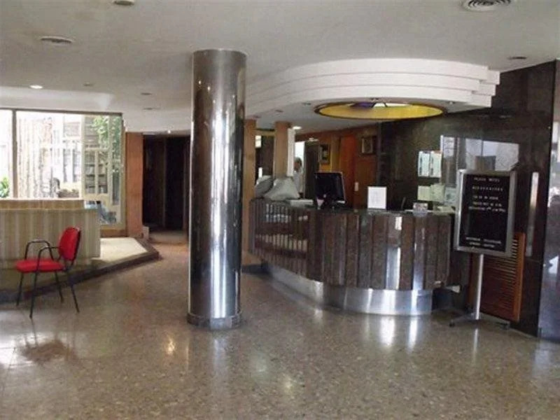 Apartamentos Plaza