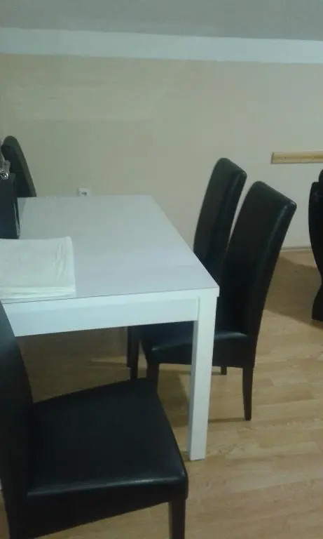 Apartment Edin