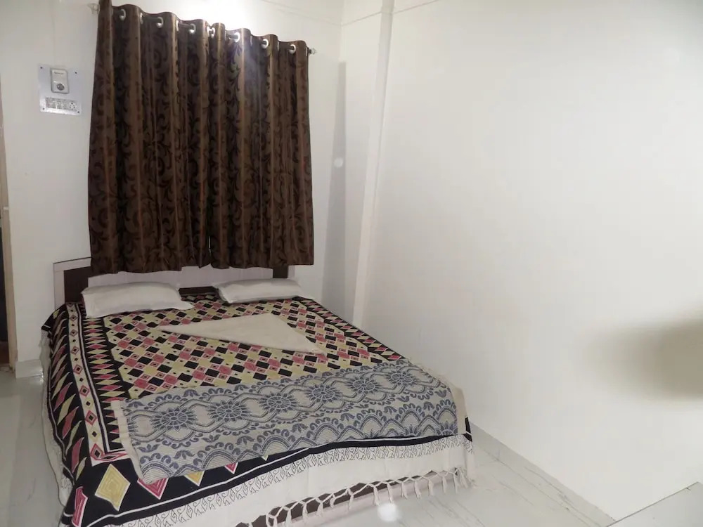 Hotel Royal Lodging