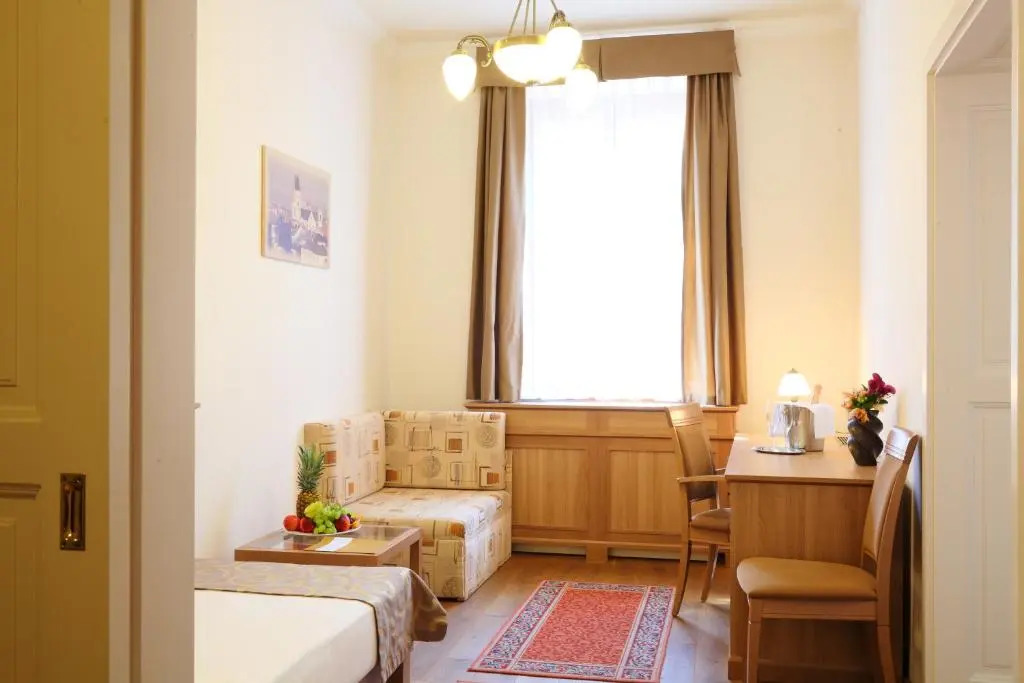 Hotel Historia & Historante