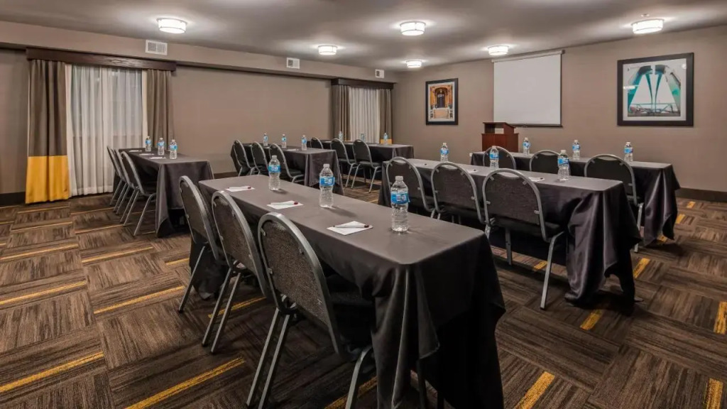 Holiday Inn Express Joliet-Plainfield I-