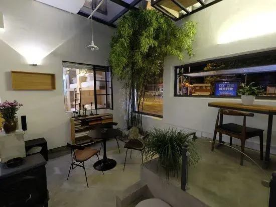 DaLi LOFT Travelling With Hostel