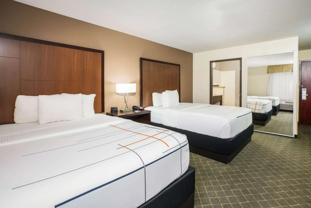 La Quinta by Wyndham Portland Airport