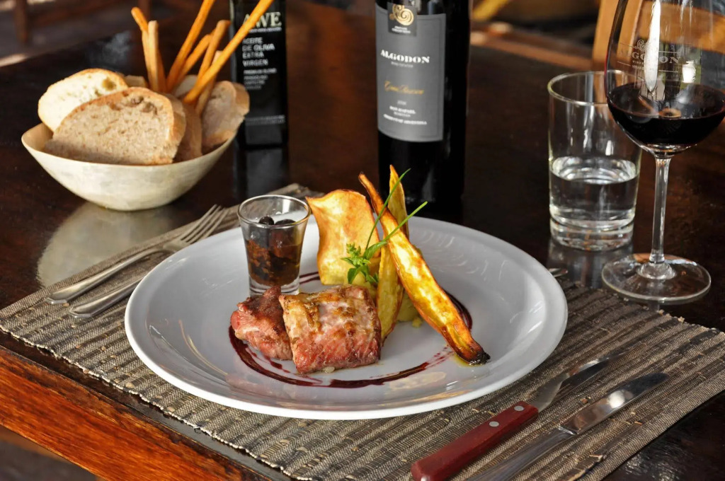 Algodon Wine Estates & Champions Club