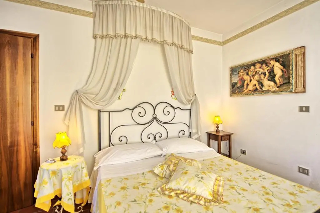 Villa Reale by PosarelliVillas