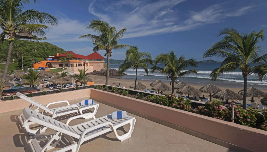 Los Angeles Locos - All Inclusive