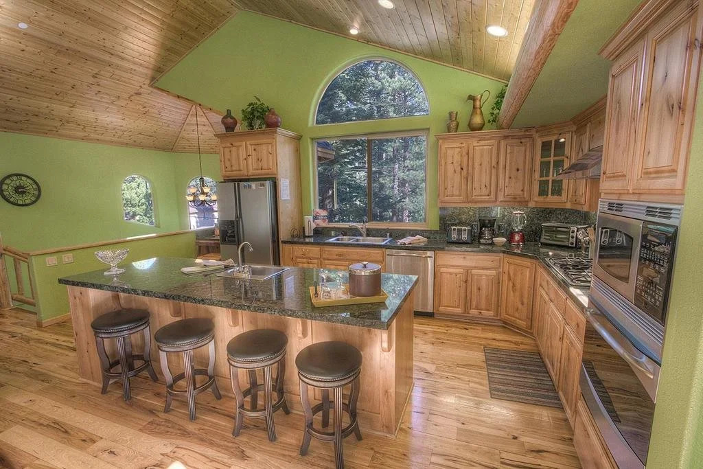 Awesome 6 Bedroom South Lake Tahoe Home by RedAwning