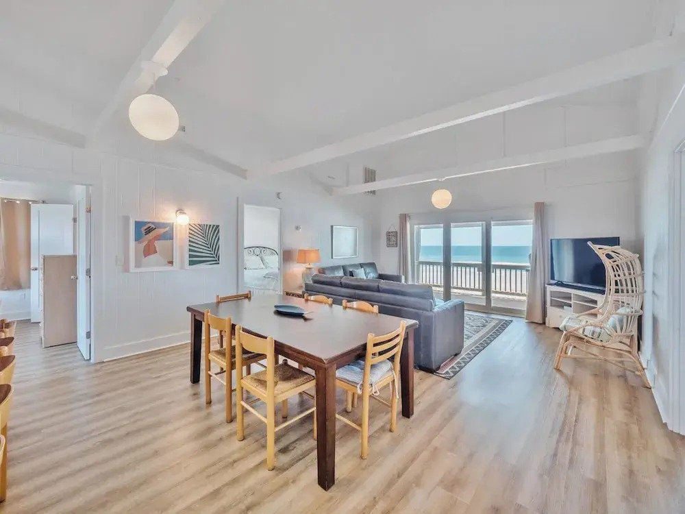 Walking on Sunshine by Topsail Realty