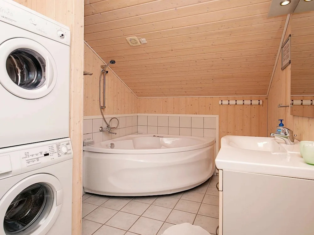 Luxurious Holiday Home in Hals Jutland With Whirlpool