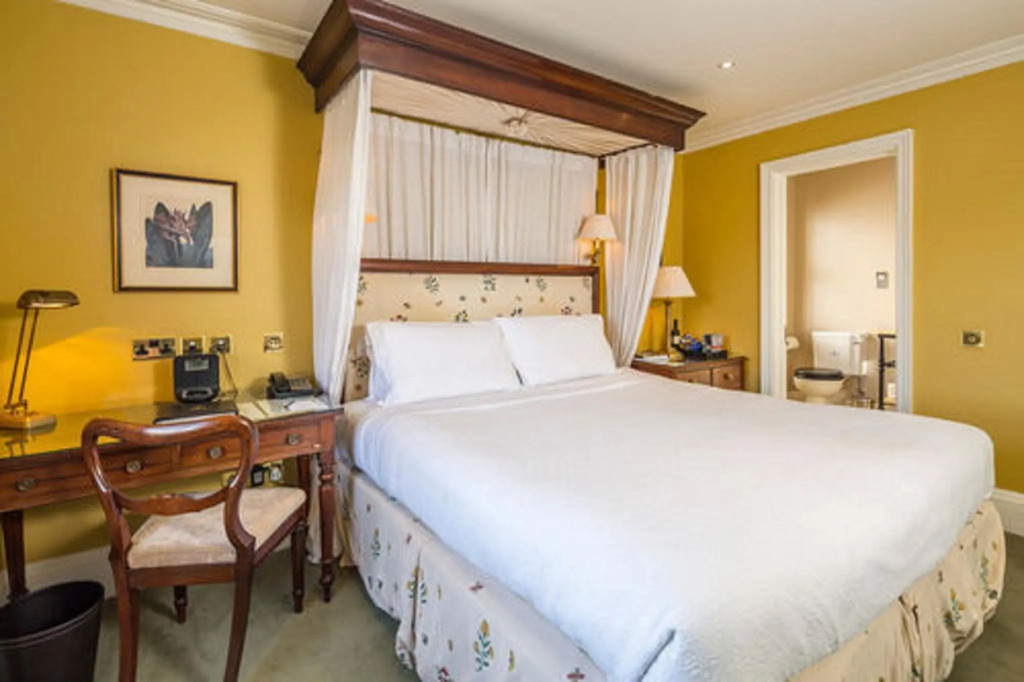 Roseate House London