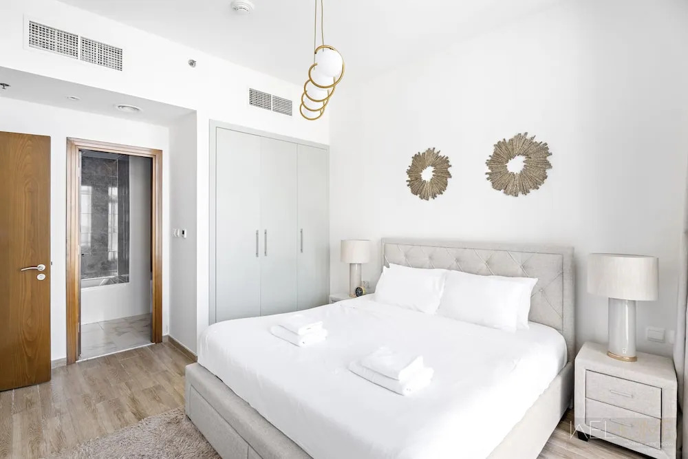 WelHome - Cozy 1BR Apt. in Al Habtoor City Partial Sea View