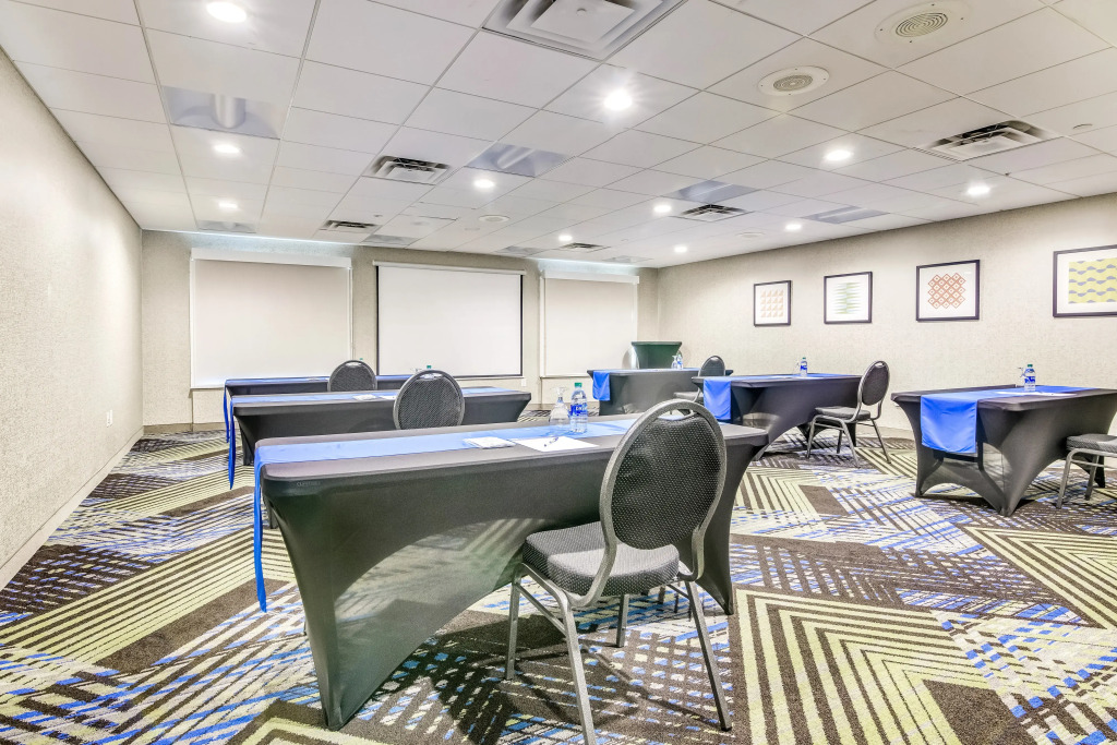 Holiday Inn Express & Suites Longview North by IHG