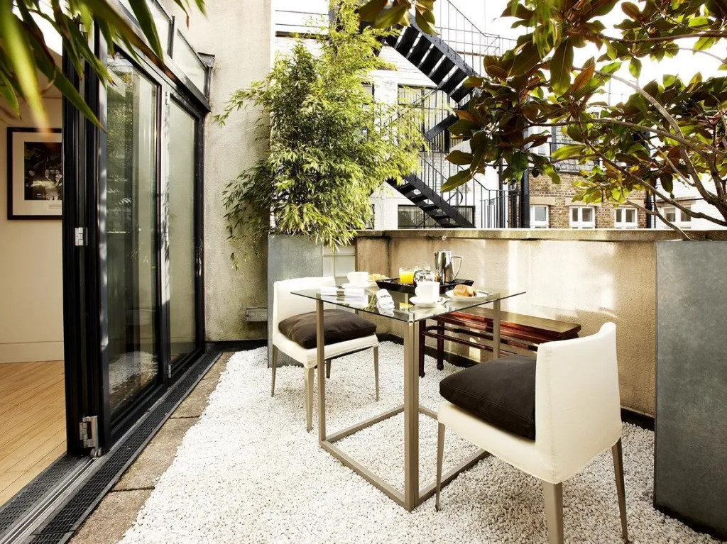 No.5 Maddox Street