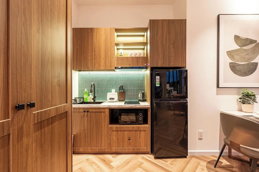 Chapter9 Serviced Suite