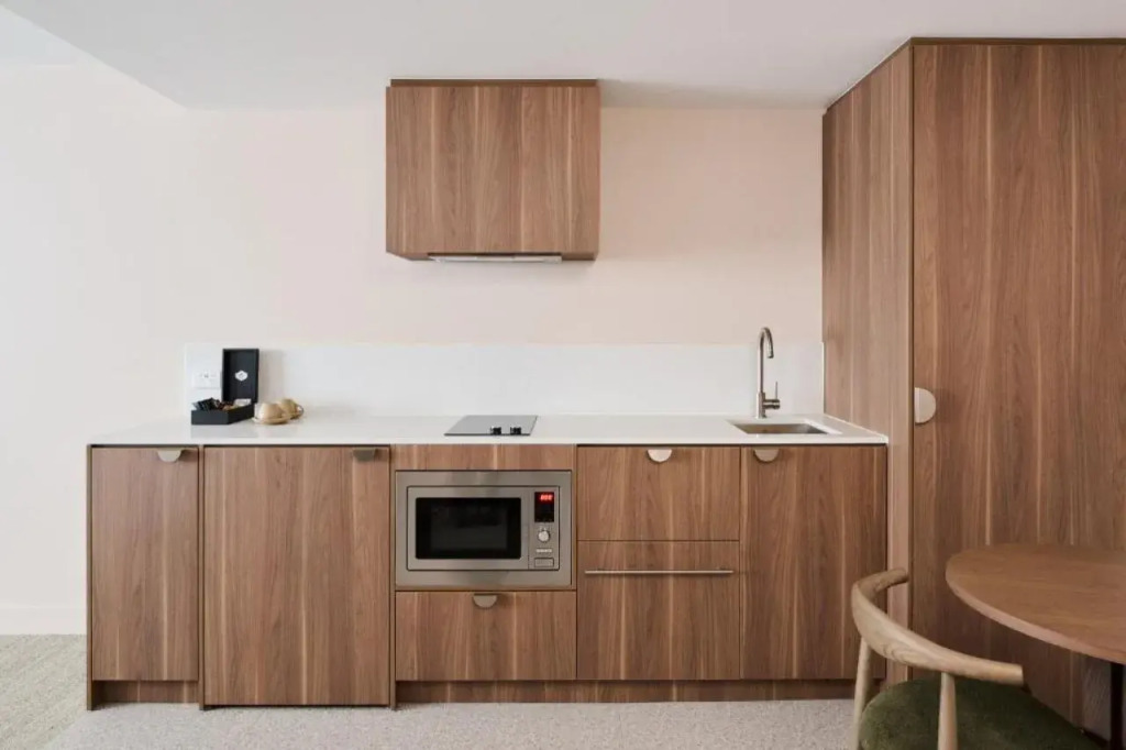 Abode Phillip