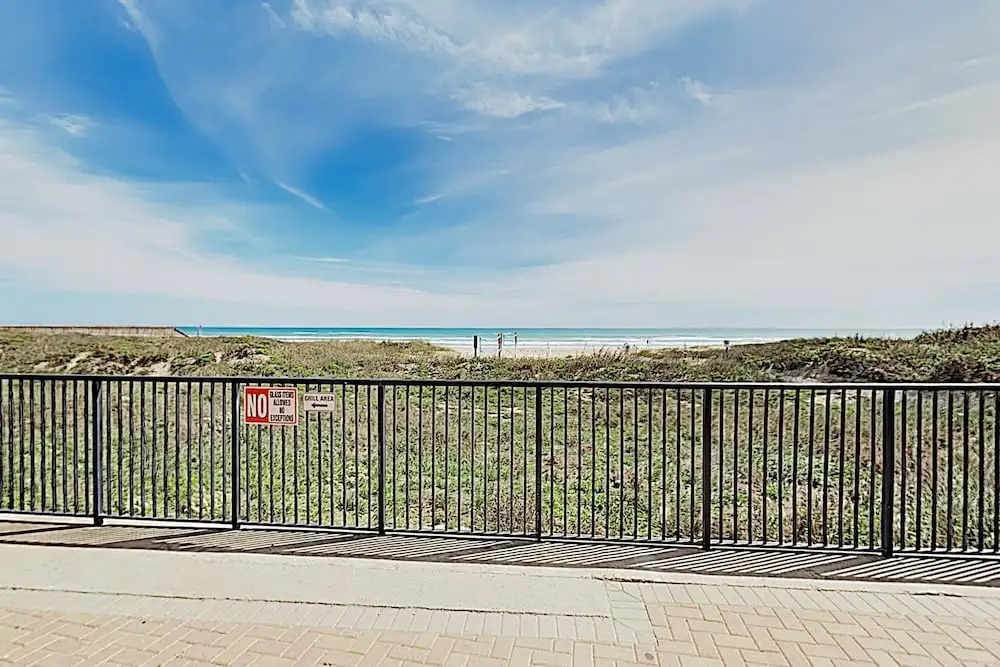 4400 Gulf Blvd Condo Unit 105