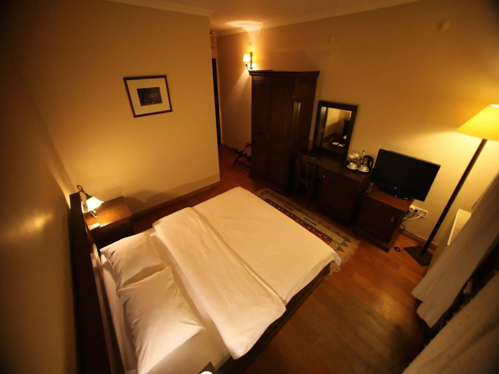 Zinos Hotel