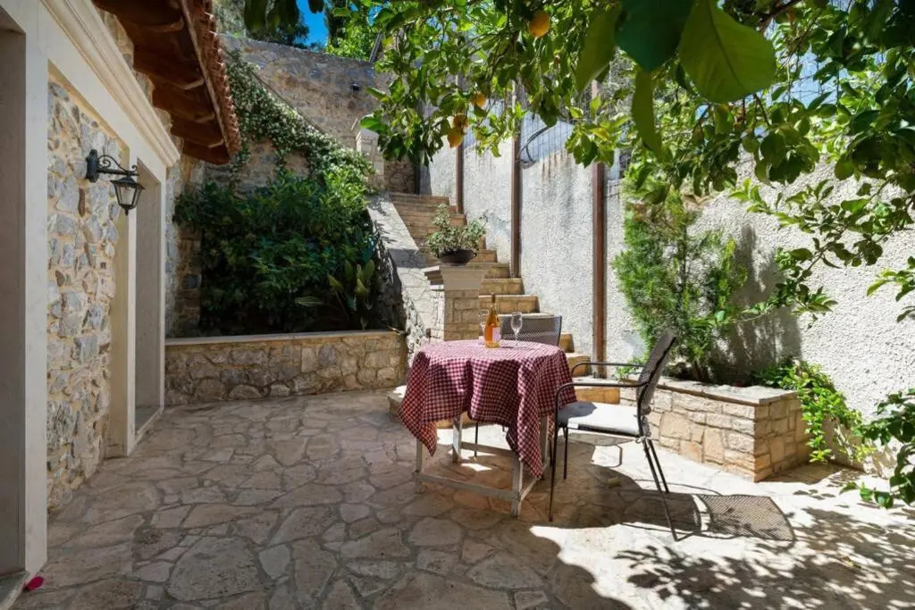 Marigoula House