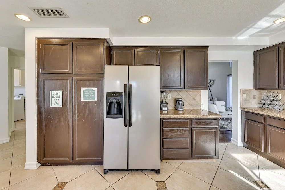 Lake Elsinore Home w/ Pool - 44 Mi to Disneyland!