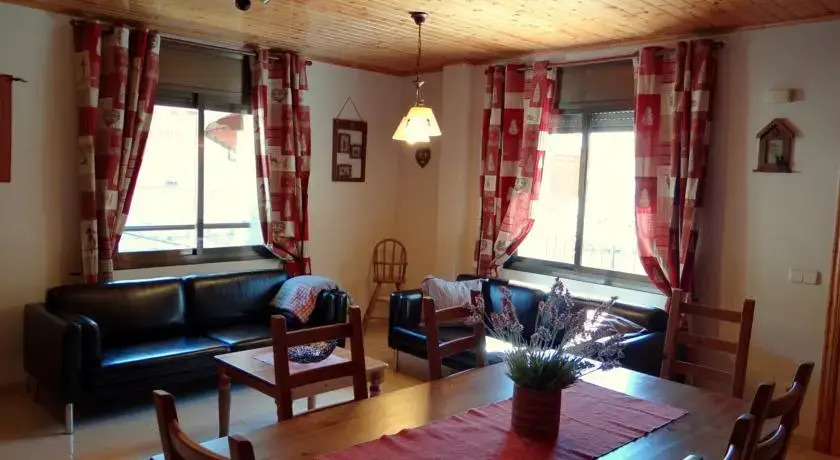 Casa Castell Cal Sintet