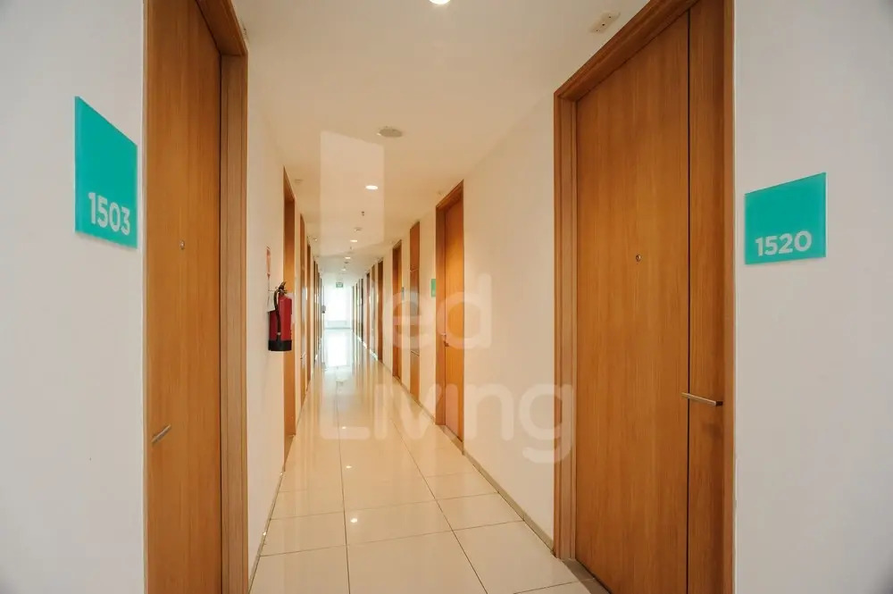 RedLiving Apartemen TreePark City - Hunian Idamanku Tower Alpine