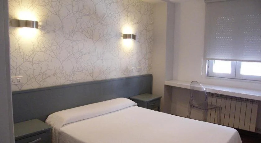 Hostal Valadares