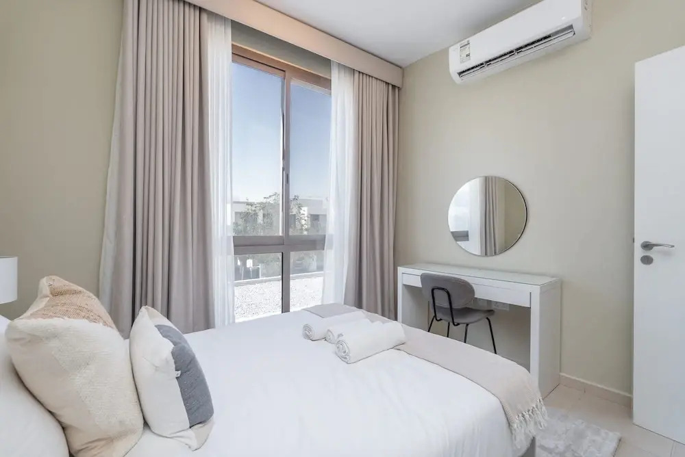 StayShort - Elegant Villa Escape Perfect for Families