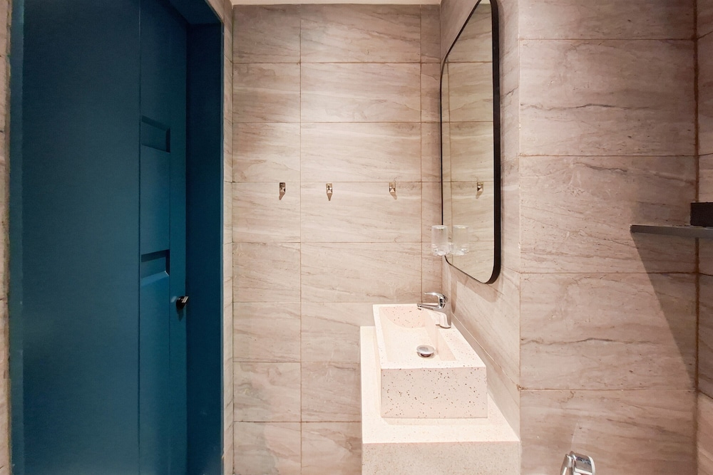 2Br Lavish Areum Residence At Collins Boulevard