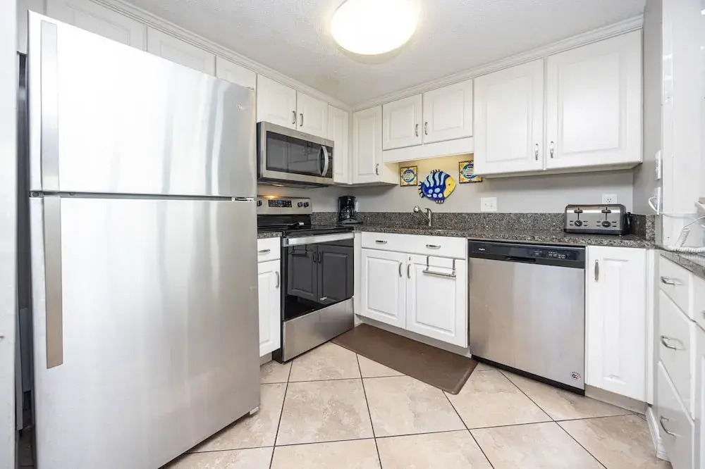 Island Winds East 301 3 Bedroom Condo