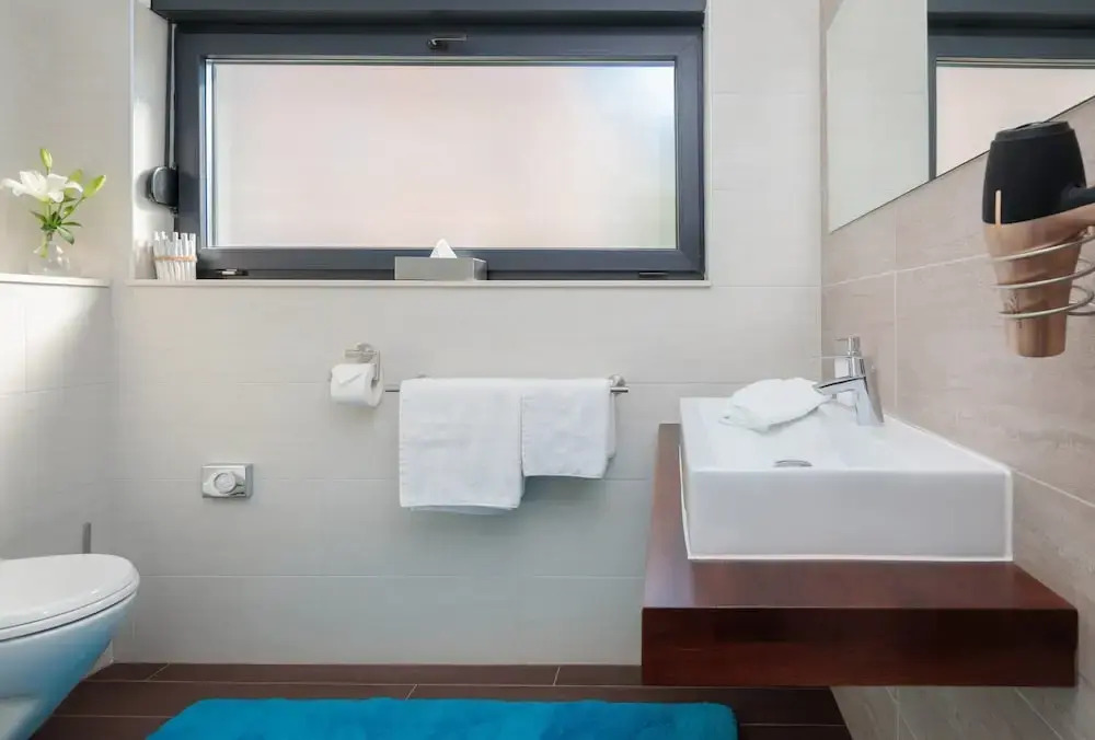 Villa Salt - 10 people, heated pool, Trogir, near beach & Split airport