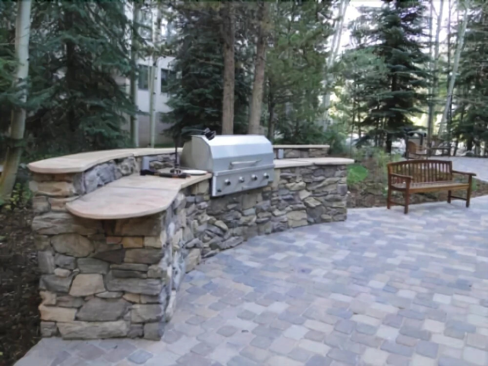 2725 Chateaux DMont by RedAwning