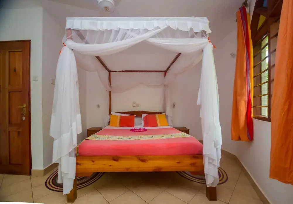 African Huts Villas