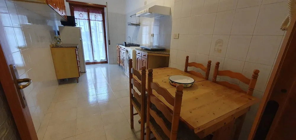 Room in B&B - Comfortable Room With Spacious Kitchen - Suite Colosseo