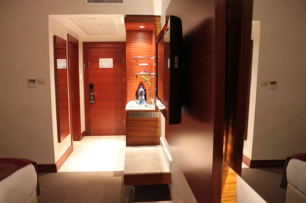 Grand Park Hotel