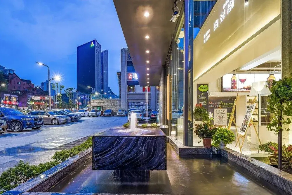 Rezen Sunbow Hotel
