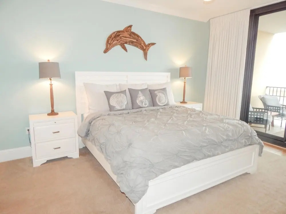 404 Holiday Isle 404 2 Bedroom Condo