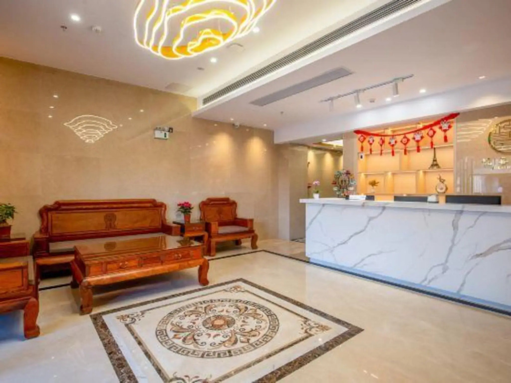 Zhongshan Yuexi Holiday Inn