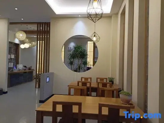 Warm Residence Hotel